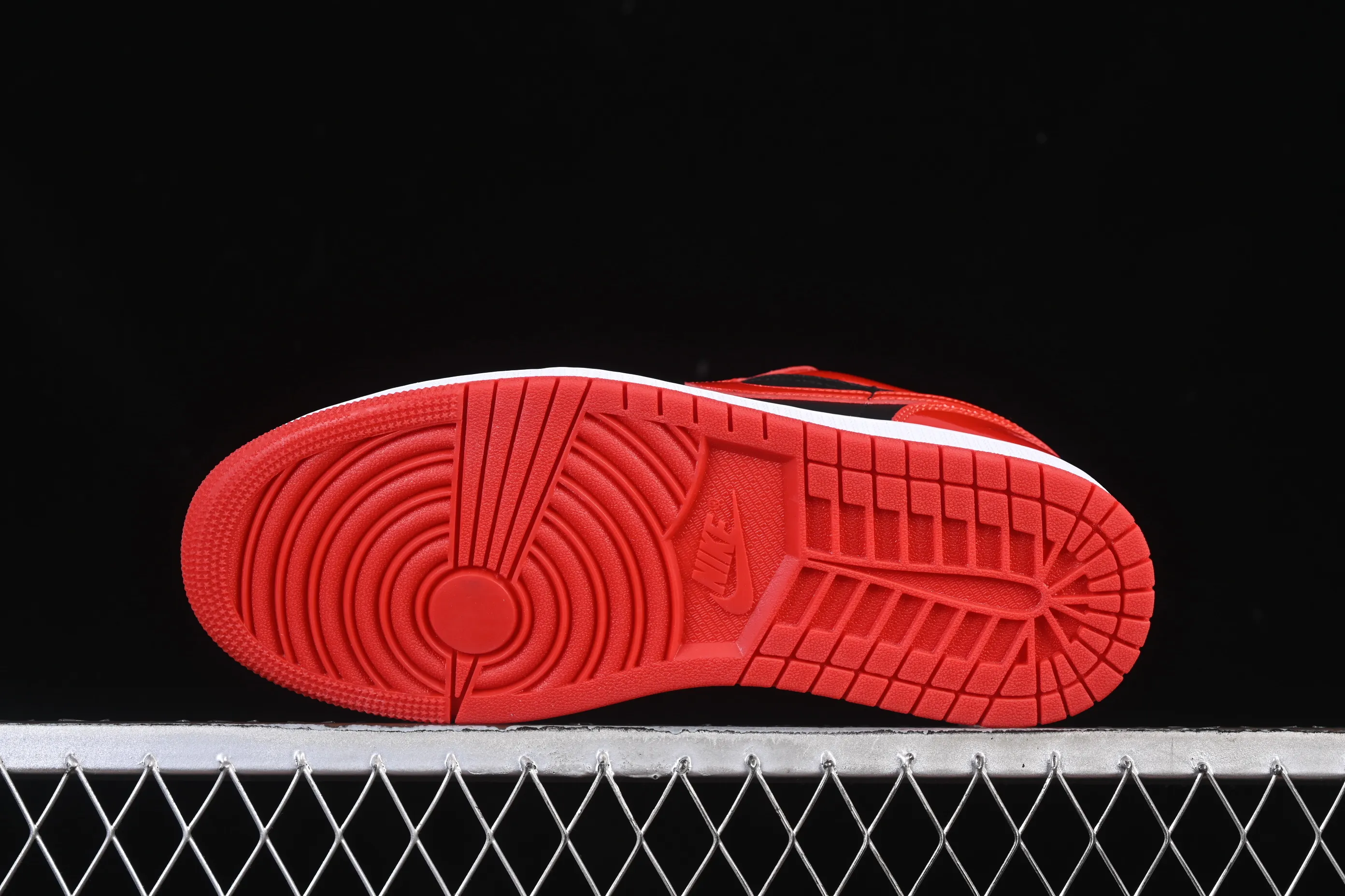 All categories Air Jordan Jordan series basketball shoes Air Jordan 1 Low Air Jordan 1 Low AJ1 Joe 1 patent leather black and red low-top cultural casual sneakers HV4089-006